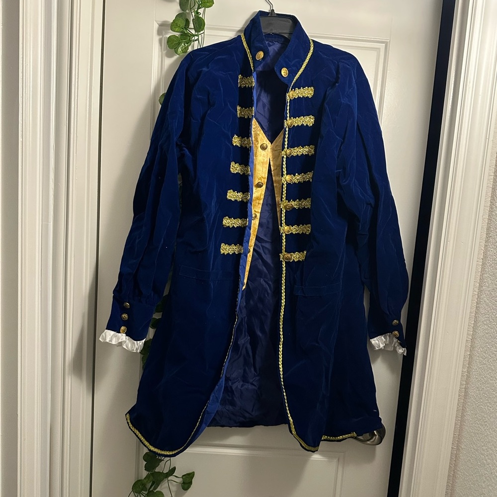 Costume- beauty and the beast - Prince